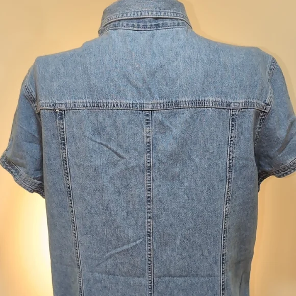 Women's Faded Glory Light Blue Button-Up Dress - Picture 6 of 11